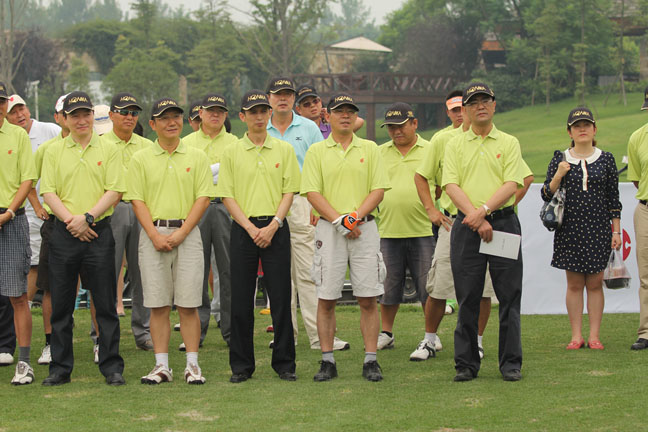 2012“國航知音杯”高爾夫巡迴賽成都站開桿